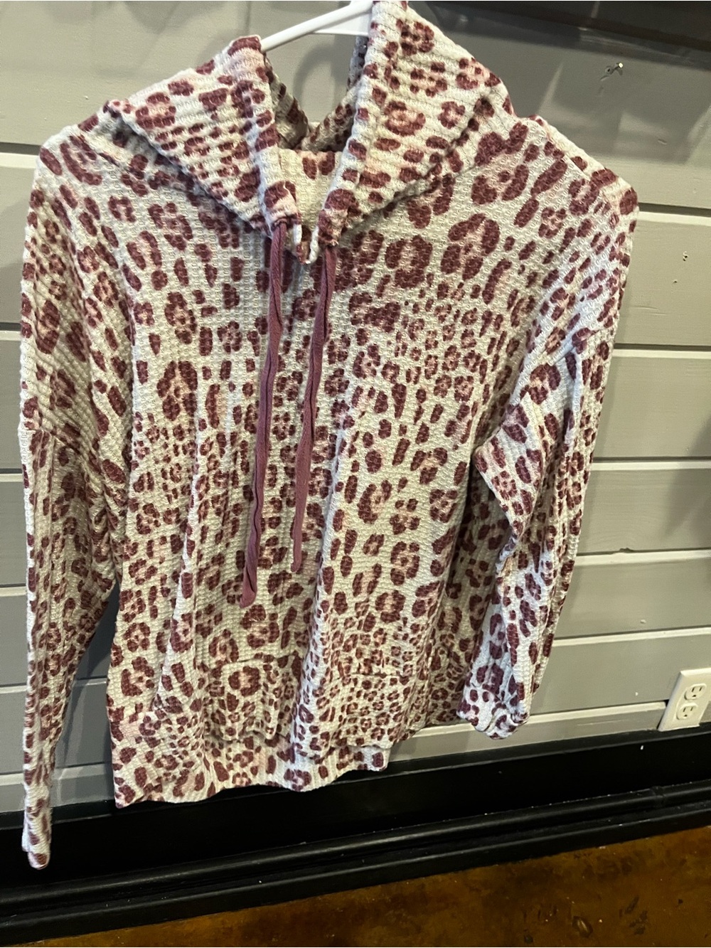 Como Vintage Pink/Cream Leopard Print Hooded Sweater